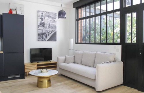 Quartier Saint-Ambroise Apartment | 40 m² Apartment ∙ 1 bedroom ∙ 4 guests
