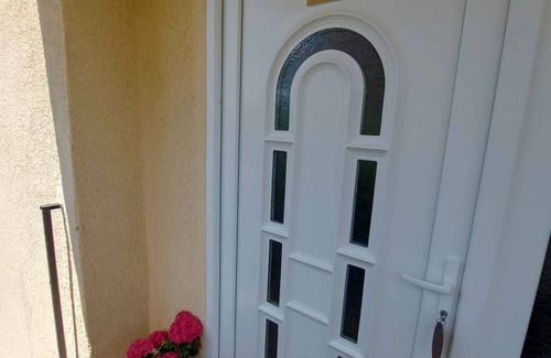 Balatonszarszo Apartment | 40 m² Apartment ∙ 2 bedrooms ∙ 5 guests