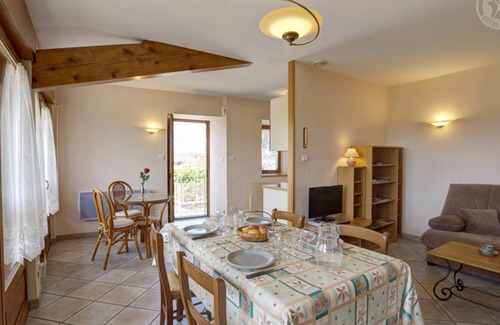 Merle-Leignec Cottage | 40 m² Cabin ∙ 1 bedroom ∙ 2 guests