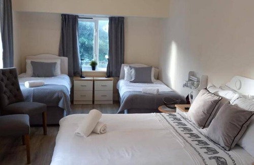 Doogort Hotel | 40 m² Hotel ∙ 2 bedrooms ∙ 5 guests