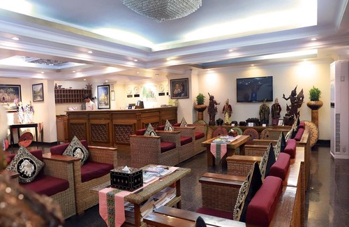 San Chaung Hotel | 40 m² Hotel ∙ 4 guests