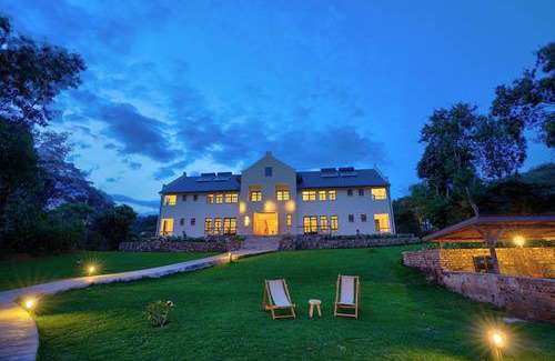 Arusha Hotel | 40 m² Hotel ∙ 6 guests