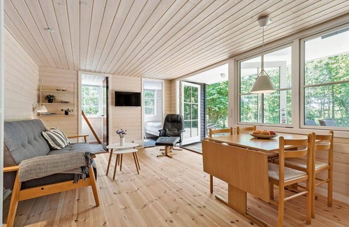 Ronne House | 40 m² House ∙ 2 bedrooms ∙ 2 guests