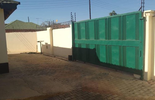 Lusaka House | 40 m² House ∙ 3 bedrooms ∙ 6 guests
