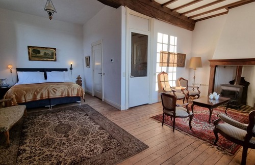 Schinnen Bed & Breakfast | 40 persons group arrangement, all of Castle Terborgh private for you!