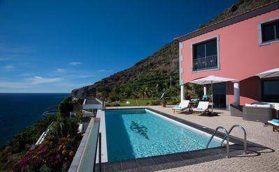 Arco da Calheta House | 400 m² House ∙ 3 bedrooms ∙ 6 guests