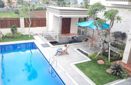Ngaglik Villa | 400 m² Villa ∙ 5 bedrooms ∙ 30 guests