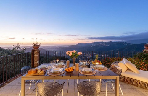 Pieve a Elici Villa | 400 m² Villa ∙ 5 bedrooms ∙ 10 guests