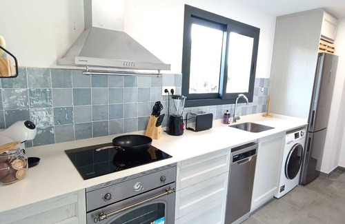 Gava Apartment | !400 Meters From the Beach! Modern Loft in Gava Mar - Calm Living Close to BCN