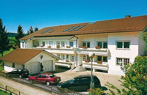 Bad Birnbach Apartment | 40qm-großes Appartment mit Balkon für 1-2 Personen