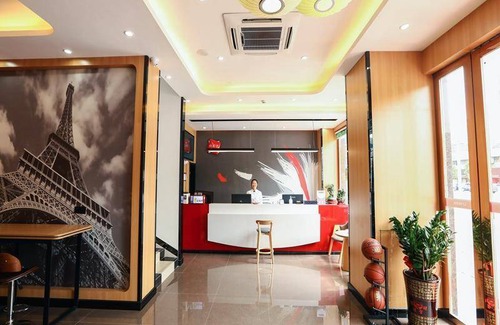 Zhuhai Hotel | 41 m² Hotel ∙ 2 bedrooms ∙ 3 guests