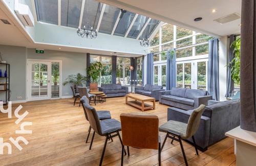 Silvolde House | 410 m² House ∙ 8 bedrooms ∙ 20 guests