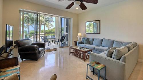 Rock Harbor Apartment | 411 Mariners Club