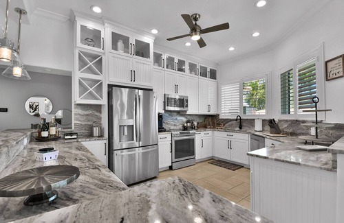 Lighthouse Point House | 4110 Managed By Brampton Park