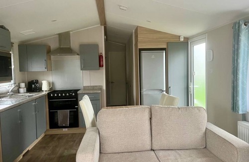 Cayton Bay Apartment | 42 m² Apartment ∙ 3 bedrooms ∙ 8 guests