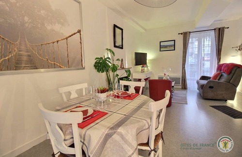 Plancoet House | 43 m² Gîte ∙ 1 bedroom ∙ 2 guests