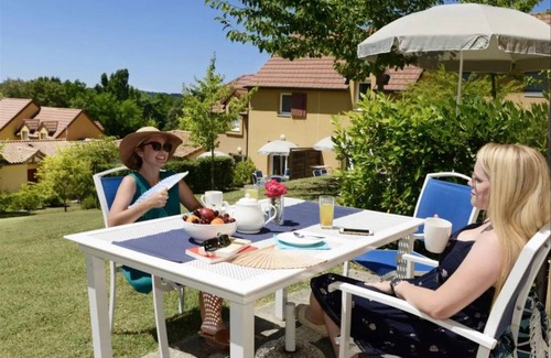 Sarlat-la-Caneda House | 43 m² House ∙ 2 bedrooms ∙ 6 guests