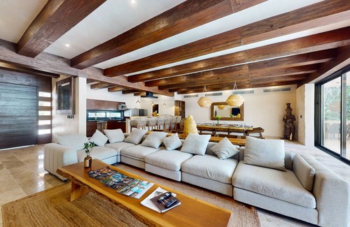 Akumal Villa | 43 m² Villa ∙ 9 bedrooms ∙ 16 guests