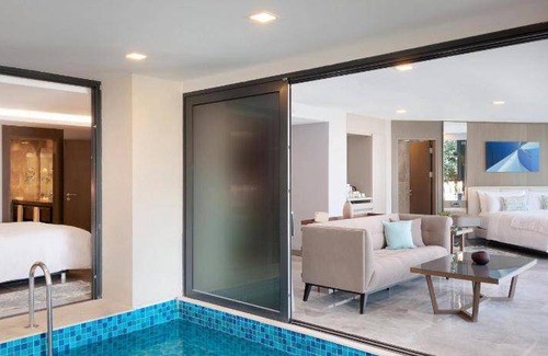 Milas Hotel | 430 m² Hotel ∙ 4 bedrooms ∙ 127 guests