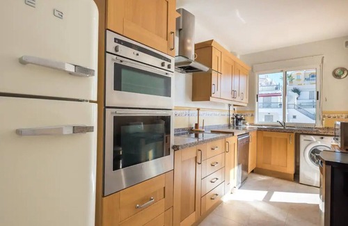 Almayate Bajo Apartment | 43813- 3 bedroom- Beautiful accommodation with private pool