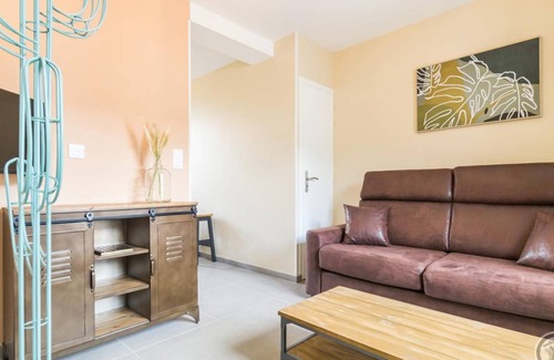 Cuves Cottage | 44 m² Cabin ∙ 1 bedroom ∙ 2 guests
