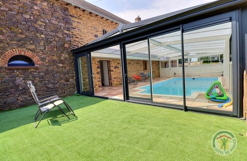 Iffendic House | 441 m² Gîte ∙ 4 bedrooms ∙ 14 guests