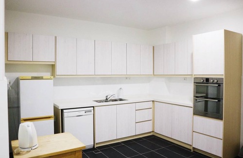 Bentong House | 442 m² House ∙ 4 bedrooms ∙ 15 guests