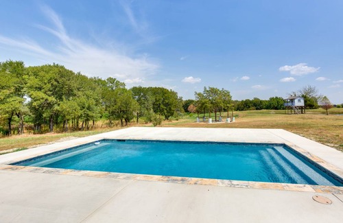 Wills Point House | 445 m² House ∙ 5 bedrooms ∙ 20 guests