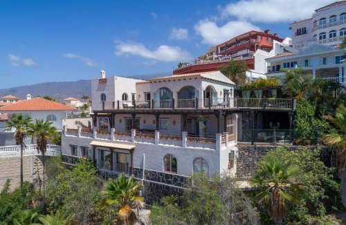 Tacoronte Villa | 446 m² Villa ∙ 5 bedrooms ∙ 10 guests