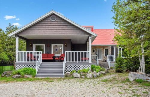 Tobermory House | 45 Degrees North - Tobermory