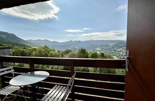 Murat-le-Quaire Apartment | 45 m² Apartment ∙ 1 bedroom ∙ 5 guests