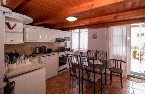Miskolc Apartment | 45 m² Apartment ∙ 2 bedrooms ∙ 5 guests