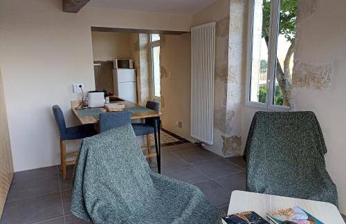 Castelnau-dArbieu Bed & Breakfast | 45 m² Bed and breakfast ∙ 2 guests