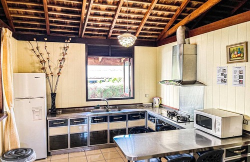 Temae House | 45 m² Bungalow ∙ 2 bedrooms ∙ 5 guests