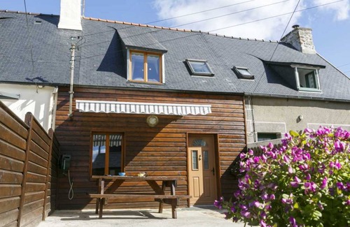 Plouguiel House | 45 m² Gîte ∙ 1 bedroom ∙ 2 guests