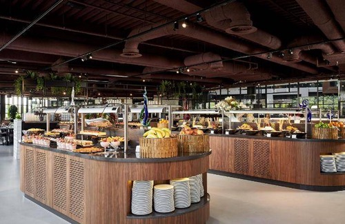 Badhoevedorp Hotel | 45 m² Hotel ∙ 127 guests