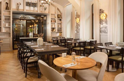 Karlin Hotel | 45 m² Hotel ∙ 127 guests
