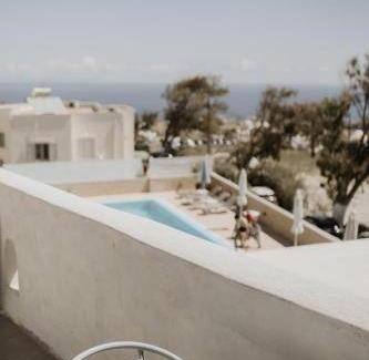 Fira Hotel | 45 m² Hotel ∙ 4 guests