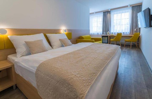 Pavlov Hotel | 45 m² Hotel ∙ 5 guests