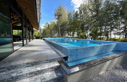 Khao Lak House | 450 m² House ∙ 6 bedrooms ∙ 15 guests