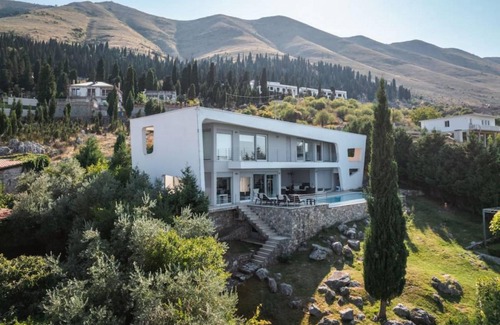 Shkoder Villa | 450 m² Villa ∙ 4 bedrooms ∙ 8 guests