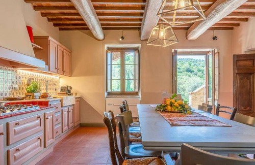 Torricella Villa | 450 m² Villa ∙ 5 bedrooms ∙ 12 guests