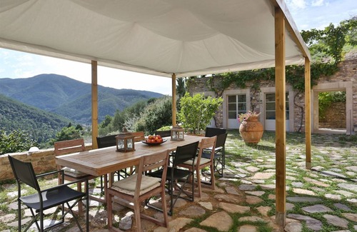 Vorno Villa | 450 m² Villa ∙ 5 bedrooms ∙ 10 guests