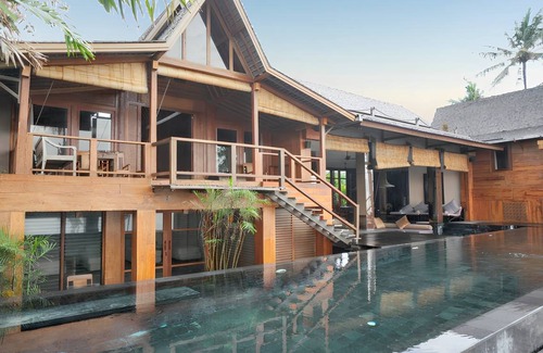 Suraberata Villa | 450 m² Villa ∙ 4 bedrooms ∙ 8 guests