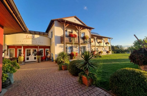 Bad Waltersdorf Hotel | 46 m² Hotel ∙ 1 bedroom ∙ 4 guests