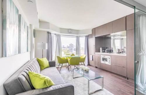 Bloor-Yorkville Apartment | 46 m² Apartment ∙ 1 bedroom ∙ 4 guests