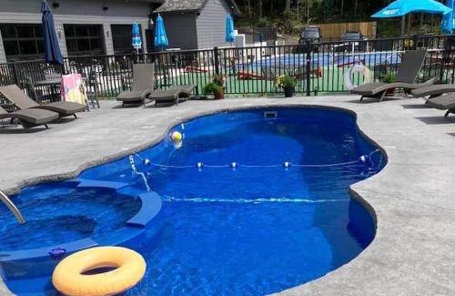 Camdenton Hotel | 46 m² Hotel ∙ 10 guests