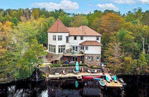 Halifax House | 46 m² House ∙ 7 bedrooms ∙ 12 guests