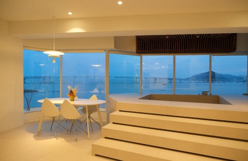 Suyeong-Gu House | 461 m² House ∙ 3 bedrooms ∙ 7 guests