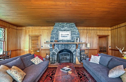 Saranac Lake House | 464 m² House ∙ 5 bedrooms ∙ 10 guests